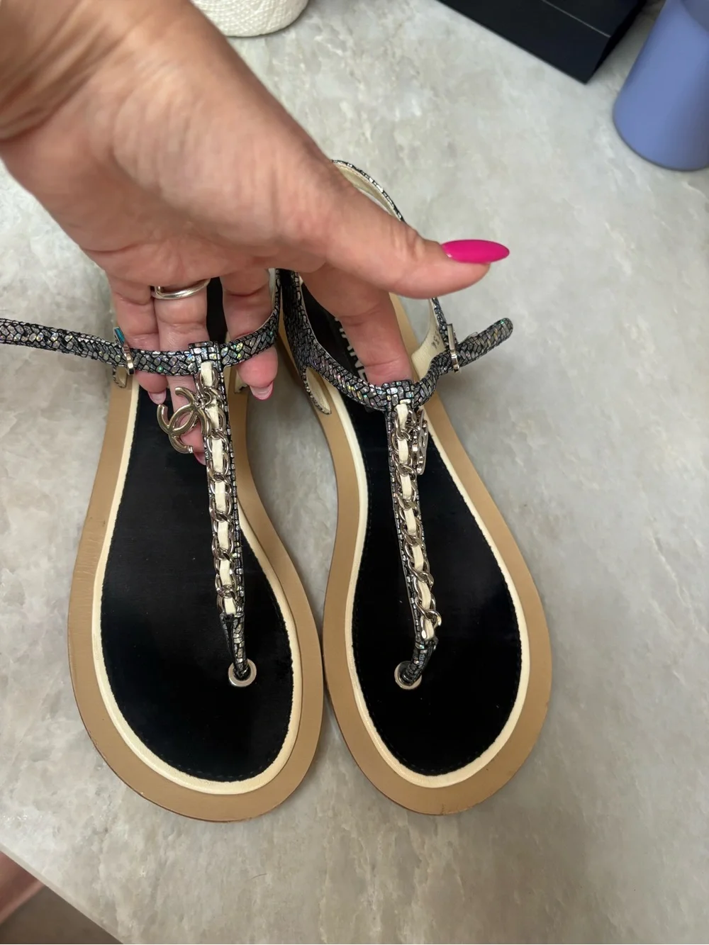 Chanel sz 39.5 thong flip flop sandals flats